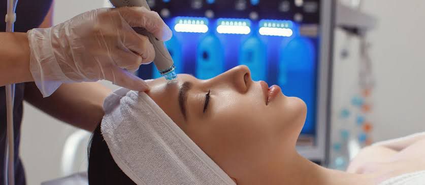 HYDRA FACIAL